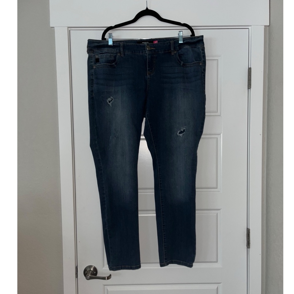 Torrid Plus Size 18 Dark Wash Distressed Skinny/Straight Jeans - Picture 5 of 11